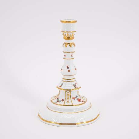 PORCELAIN CANDELABRA WITH KAKIEMON DECOR - фото 3