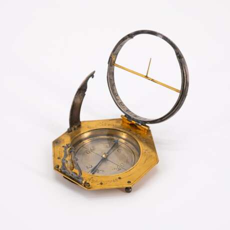 EQUATORIAL BRASS AND IRON SUNDIAL - фото 4