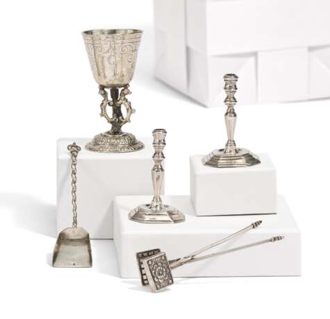 PAIR OF SILVER MINIATURE CANDLESTICKS, SILVER MINIATURE COAL SHOVEL AND WAFFLE IRON, SILVER MINIATURE GOBLET - photo 1