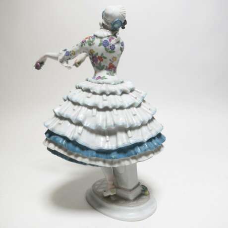 PORCELAIN FIGURINES OF THE 'RUSSIAN BALLET' - фото 9