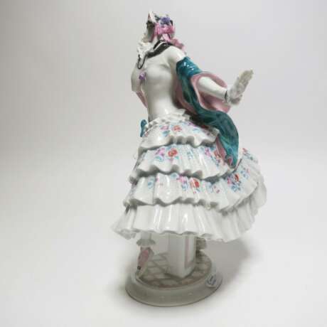 PORCELAIN FIGURINES OF THE 'RUSSIAN BALLET' - Foto 13