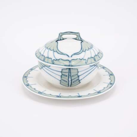 EXTRAORDINARY PORCELAIN COFFEE SERVICE WITH 'FLÜGELMUSTER' DECOR - Foto 10