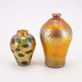 TWO SMALL GLASS BALUSTER VASES WITH IRIDESCENT DECORS - photo 5
