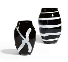 TWO VASES WITH GRAPHIC DECOR