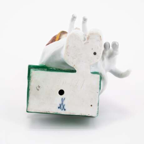 PORCELAIN FIGURINE OF A SMALL GIRL WITH CAT - Foto 5