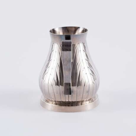 FOUR PART SILVER COFFEE AND TEA SERVICE - Foto 13