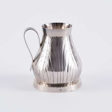 FOUR PART SILVER COFFEE AND TEA SERVICE - Foto 14