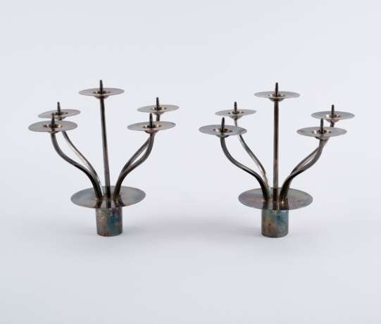 PAIR OF RARE LARGE SILVER CANDELSTICKS - фото 7