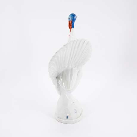 PORCELAIN FIGURINE OF A TURKEY - photo 4