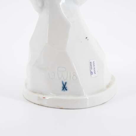 PORCELAIN FIGURINE OF A TURKEY - photo 5