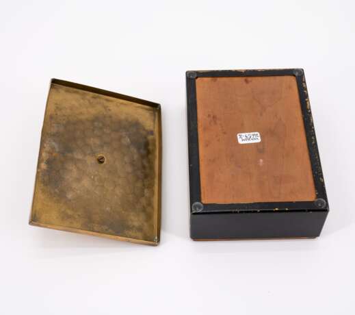 WOODEN AND BRASS CIGAR BOX - Foto 6