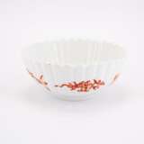 FLUTED PORCELAIN BOWL AND SMALL PORCELAIN FLACON DECOR RED DRAGON - фото 2
