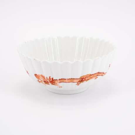 FLUTED PORCELAIN BOWL AND SMALL PORCELAIN FLACON DECOR RED DRAGON - photo 3