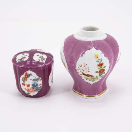 PORCELAIN TEA CADDY AND SMALL BOX WITH PURPLE GROUND AND KAKIEMON RESERVES - photo 2
