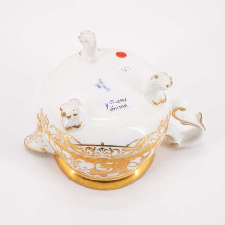 PORCELAIN CREAM JUG WITH GOLDEN CHINOISERIES - Foto 6