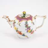 PORCELAIN TEA SERVICE FOR SIX WITH FLOWER GARLANDS AND PURPLE SCALES DECOR - photo 11