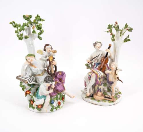 TWO LARGE PORCELAIN ENSEMBLES WITH MYTHOLOGICAL SCENES AT A TREE - photo 1