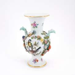 SMALL PORCELAIN VASE WITH APPLIED FLOWERS AND FRUITS