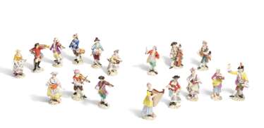 17 FIGURINES OF THE 'GALANTEN KAPELLE'