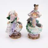TWO SMALL PORCELAIN BONBONNIERES WITH THE ALLEGORIES SUMMER AND WINTER - фото 4