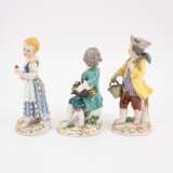 THREE FIGURINES OF CHILDREN COLLECTING FLOWERS ON ROCAILLE BASES - photo 2