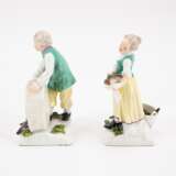 TWO SMALL CHILD FIGURINES AS FISH SELLERS - photo 2