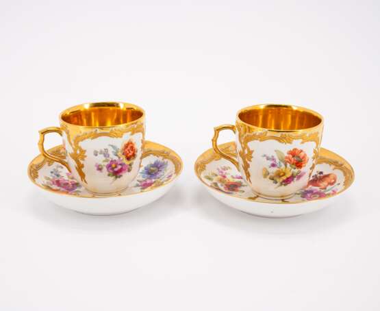COFFEE SET WITH INTERIOR GILDING FOR TWO PERSONS IN 'Neuzierratdekor' - фото 13