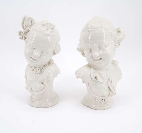 BUST OF A LITTLE GIRL AND BUST OF A LITTLE BOY - photo 1