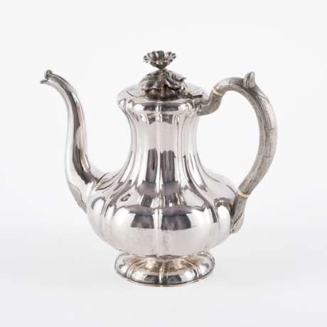 COFFEE POT WITH FLOWER FINIAL - Foto 1