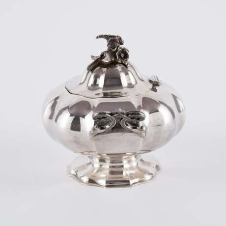 FOOTED SUGAR BOWL WITH FLOWER FINIAL - photo 2