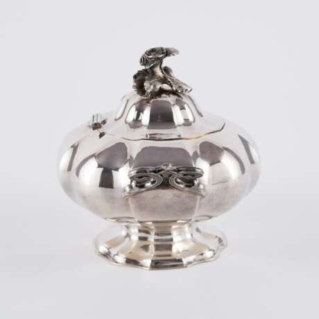FOOTED SUGAR BOWL WITH FLOWER FINIAL - Foto 4