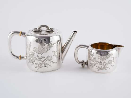 SILVER TEA SET WITH TRAY AS A GIFT FOR THE GERMAN CONSUL IN ST. PETERSBURG A. BRAUN 1881 - photo 5