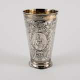 SILVER BEAKER WITH FIGURAL DEPICTION AND LAVISH RELIEF DECOR - photo 4