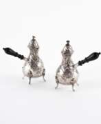 Mappin & Webb. A PAIR OF SILVER-FOOTED VICTORIA JUGS WITH MASCARONS