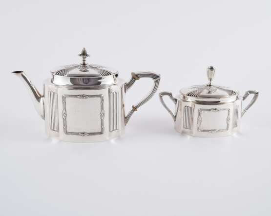 SIX PART SILVER COFFEE AND TEA SERVICE - photo 5