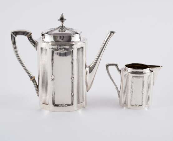 SIX PART SILVER COFFEE AND TEA SERVICE - photo 11