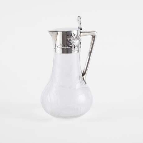 ART NOUVEAU GLASS CARAFE WITH IRIS DECOR - Foto 1