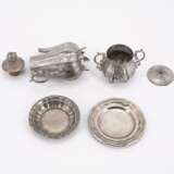 ASSORTED LOT OF MINIATURE TIN TABLEWARE PIECES - Foto 4