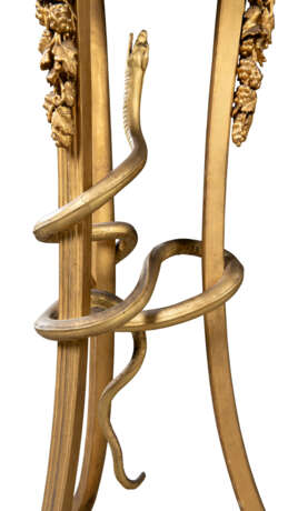 A GEORGE III GILTWOOD LARGE ATHENIENNE TORCHERE OR STAND - Foto 2