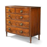 A REGENCY FIGURED MAHOGANY BOW-FRONT CHEST - photo 2