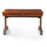 A GEORGE IV BRAZILIAN ROSEWOOD LIBRARY TABLE - Foto 2