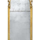 A WILLIAM AND MARY GILTWOOD PIER MIRROR - photo 1
