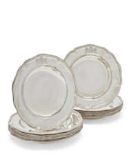 FOURTEEN GEORGE III SILVER SOUP PLATES FROM THE 2ND BARON SANDYS&#39; DINNER SERVICE