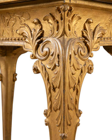 A NEAR PAIR OF GEORGE I GILT-GESSO SIDE TABLES - photo 5