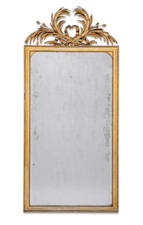 A GILTWOOD AND COMPOSITION PIER MIRROR - photo 1