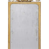 A GILTWOOD AND COMPOSITION PIER MIRROR - фото 1