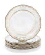 Thomas Heming. A SET OF TWELVE GEORGE III SILVER DINNER PLATES FROM THE 2ND BARON SANDYS&#39; DINNER SERVICE