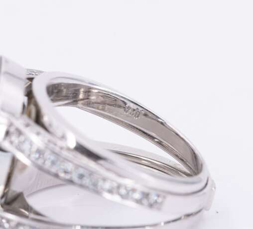 Burma-Sapphire-Diamond-Ring - photo 5