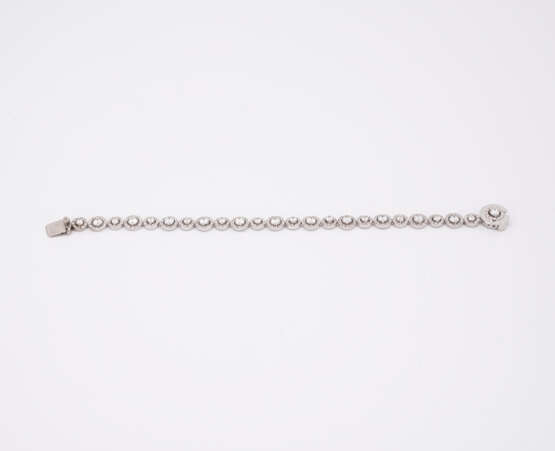 Diamond-Set: Bracelet and Pendant Necklace - photo 4