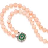 Coral-Necklace with Diamond-Emerald-Clasp - photo 2